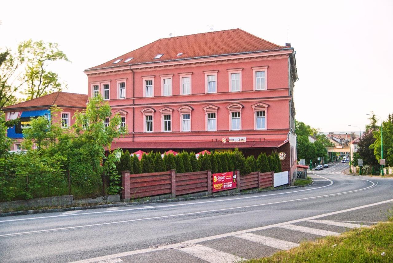 Grand Hotel Jaroměř Exterior foto
